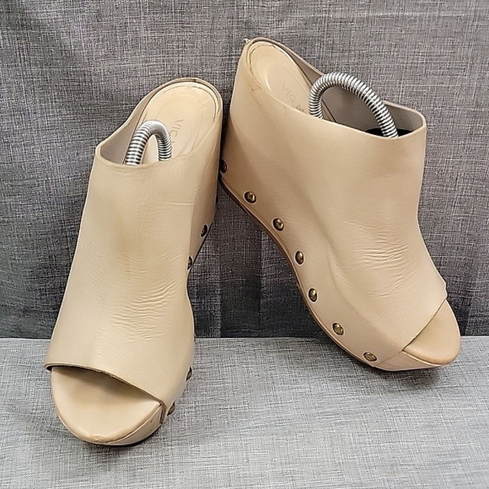 Vic Matie Italy Cream leather studded wedge sandals Slip-On - Women's SZ 37